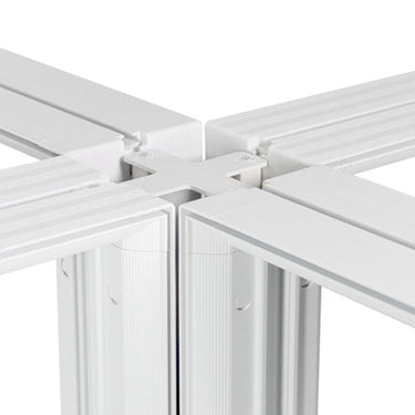 The “cross” connection point for constructing FRAMEPLUS® modular exhibition booth frames.Allows for the construction of more complex and diverse booth designs.
